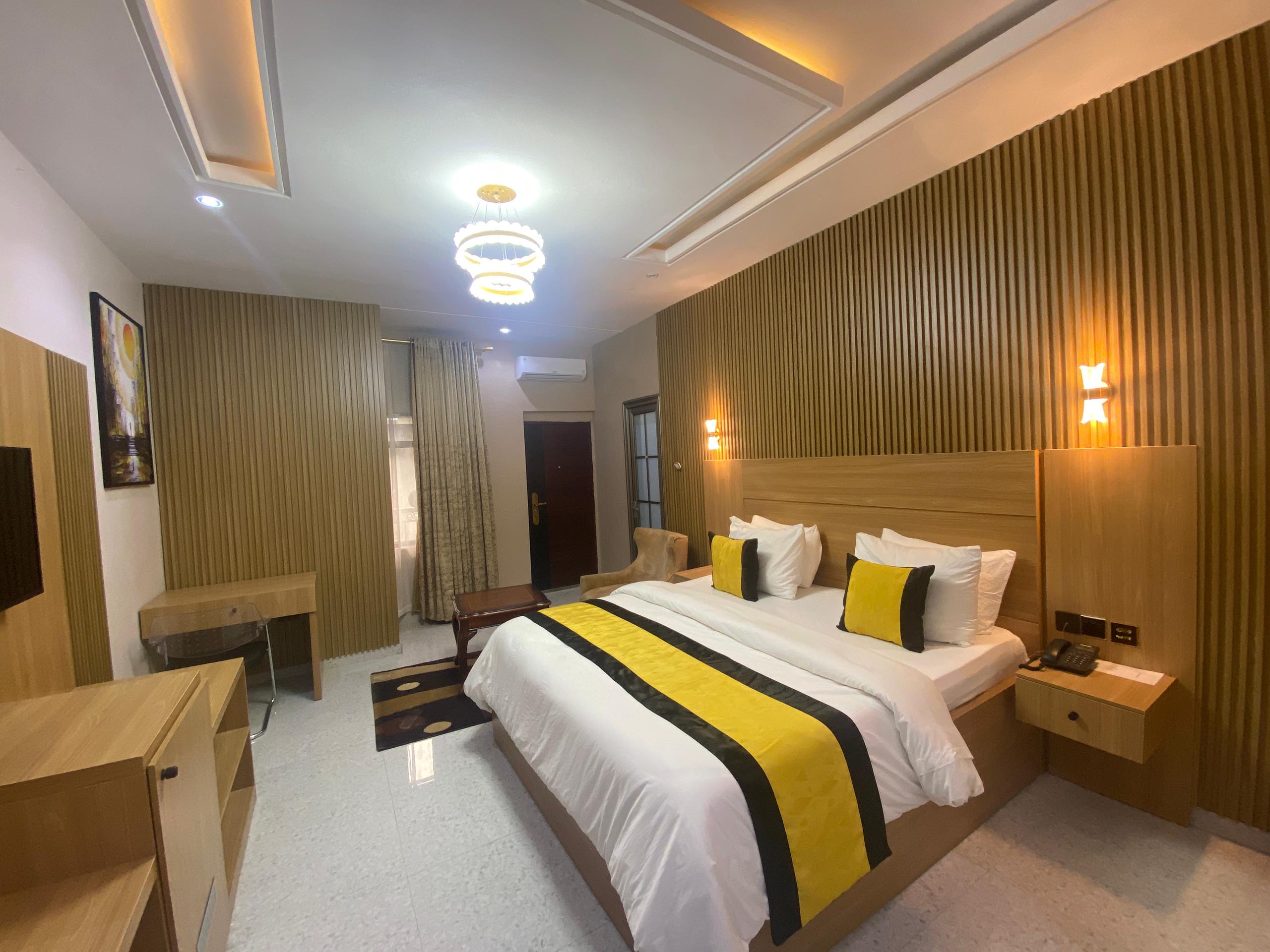 Royal room